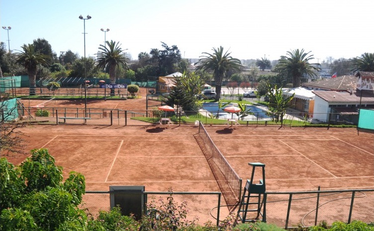 En el Club de Tenis de La Serena se niegan a partir