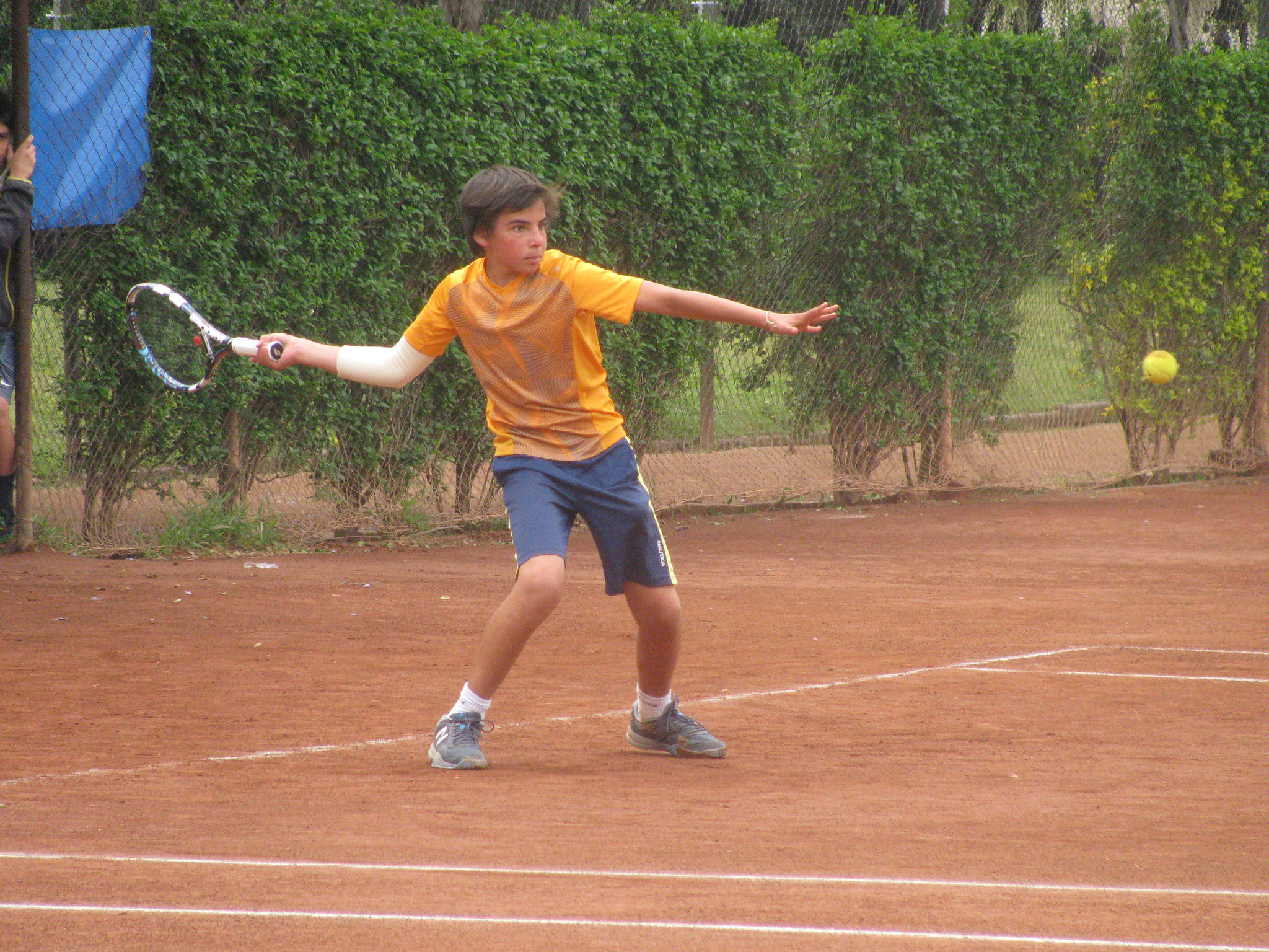 Cinco nacionales avanzaron en el inicio de la Liga de Tenis de Bogotá