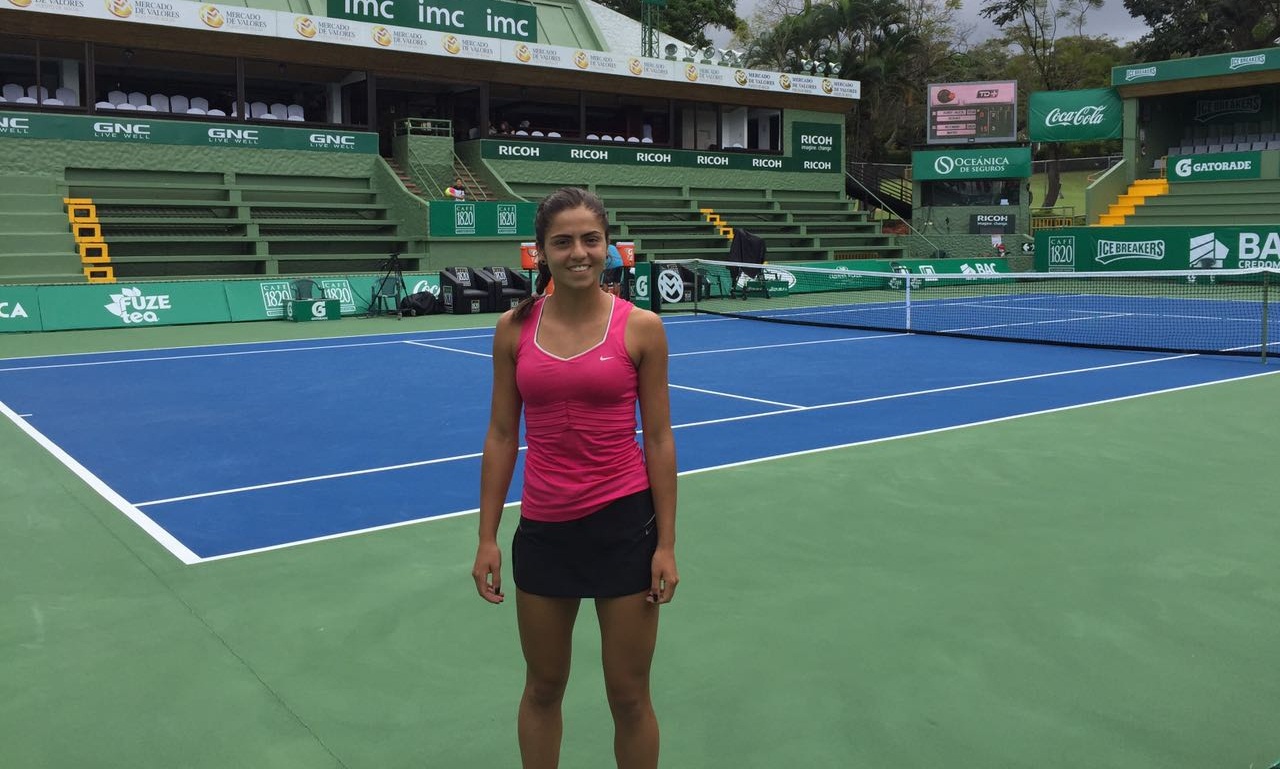 Francisca Vergara se mete a semifinales de dobles en Costa Rica