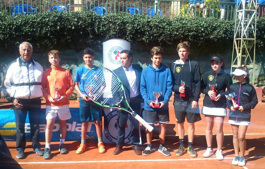 La Copa Club de Tenis Inglés finalizó con títulos de Piero Fernández y Matías Olivero