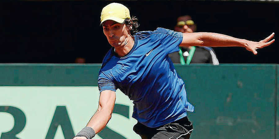 Julio Peralta venció a ex número uno en dobles en el ATP de Amberes