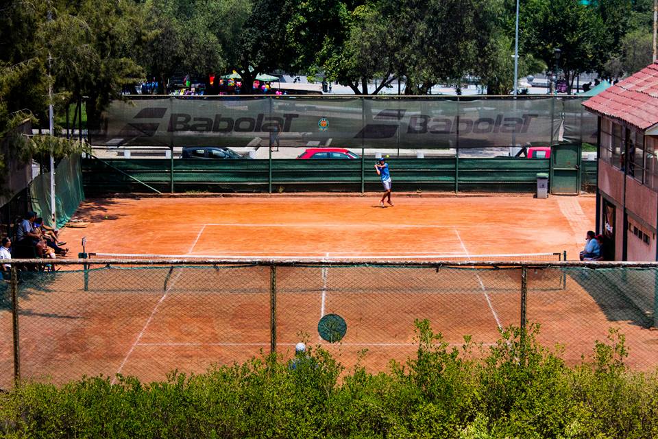 Cierre del Club Maipú deja triste registro de canchas de tenis en la capital