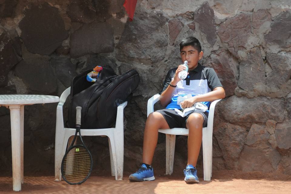 Patricio Rivera buscará la final duplas del Patuju Junior Open