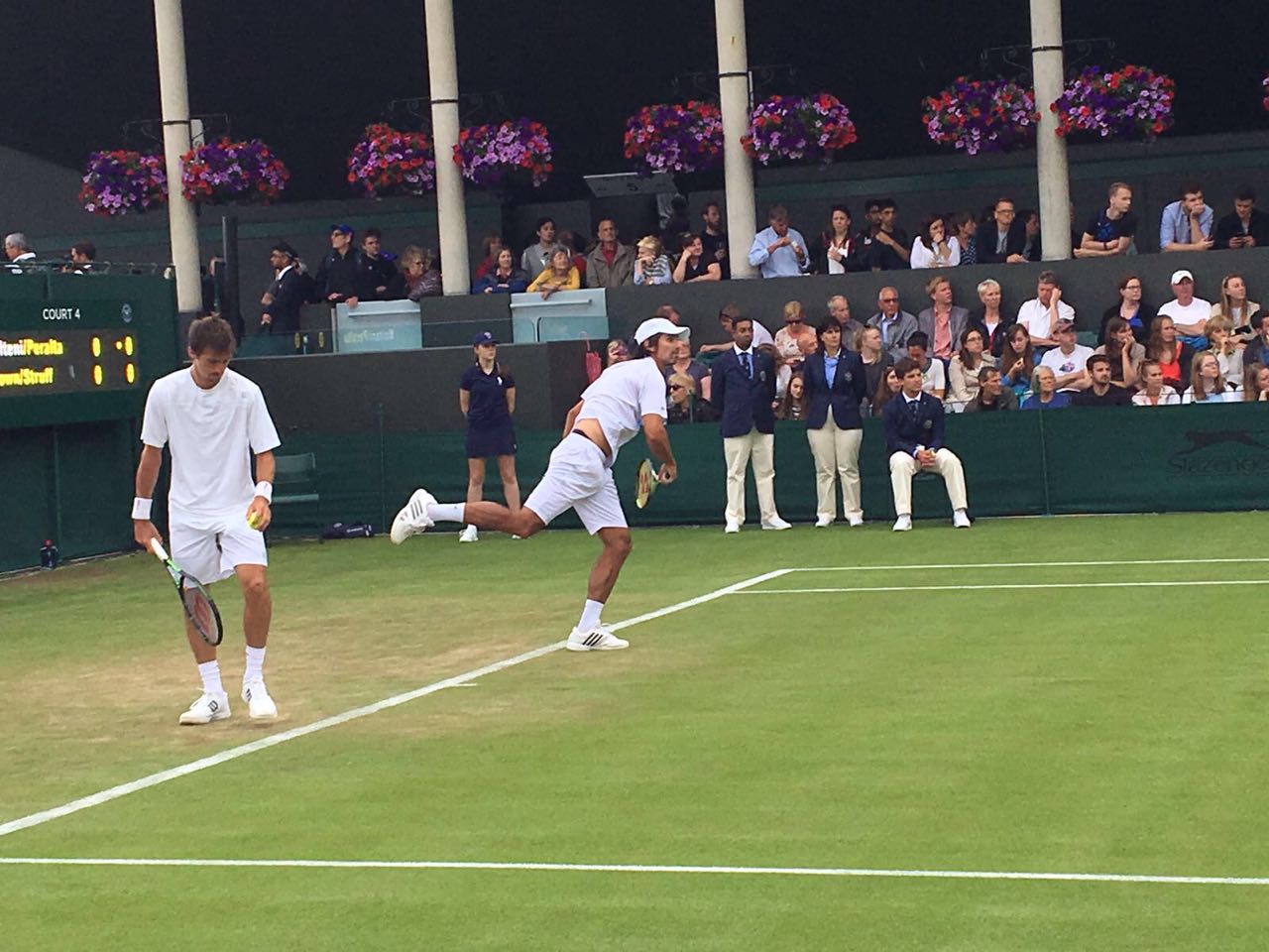Julio Peralta se despide en el debut de Wimbledon