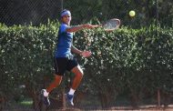 La historia del tenista chileno N°1 en juveniles que entrena con Jarry y que ahora no quiere dar el salto al profesionalismo