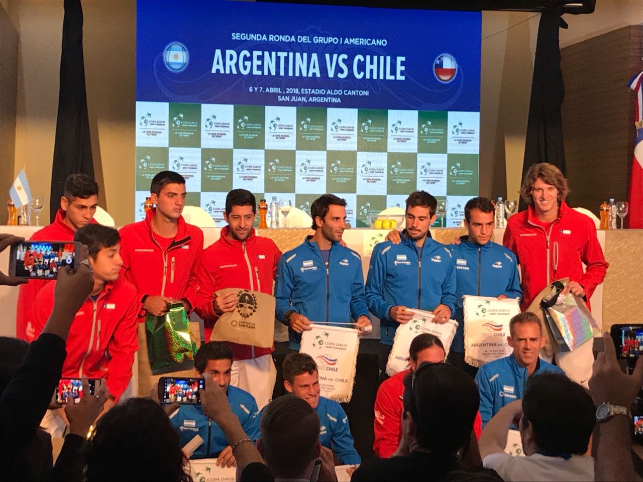 COCh acuerda crear una nueva Federación de Tenis: Chile podría 'descender' en Copa Davis